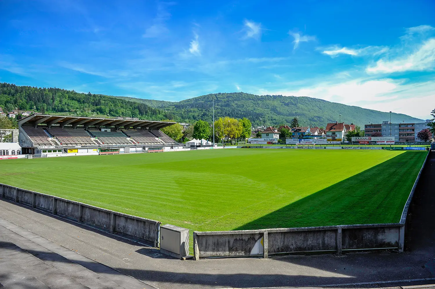 sân vận động Stadion Gurzelen: Khám phá lịch sử và sự kiện thể thao nổi bật