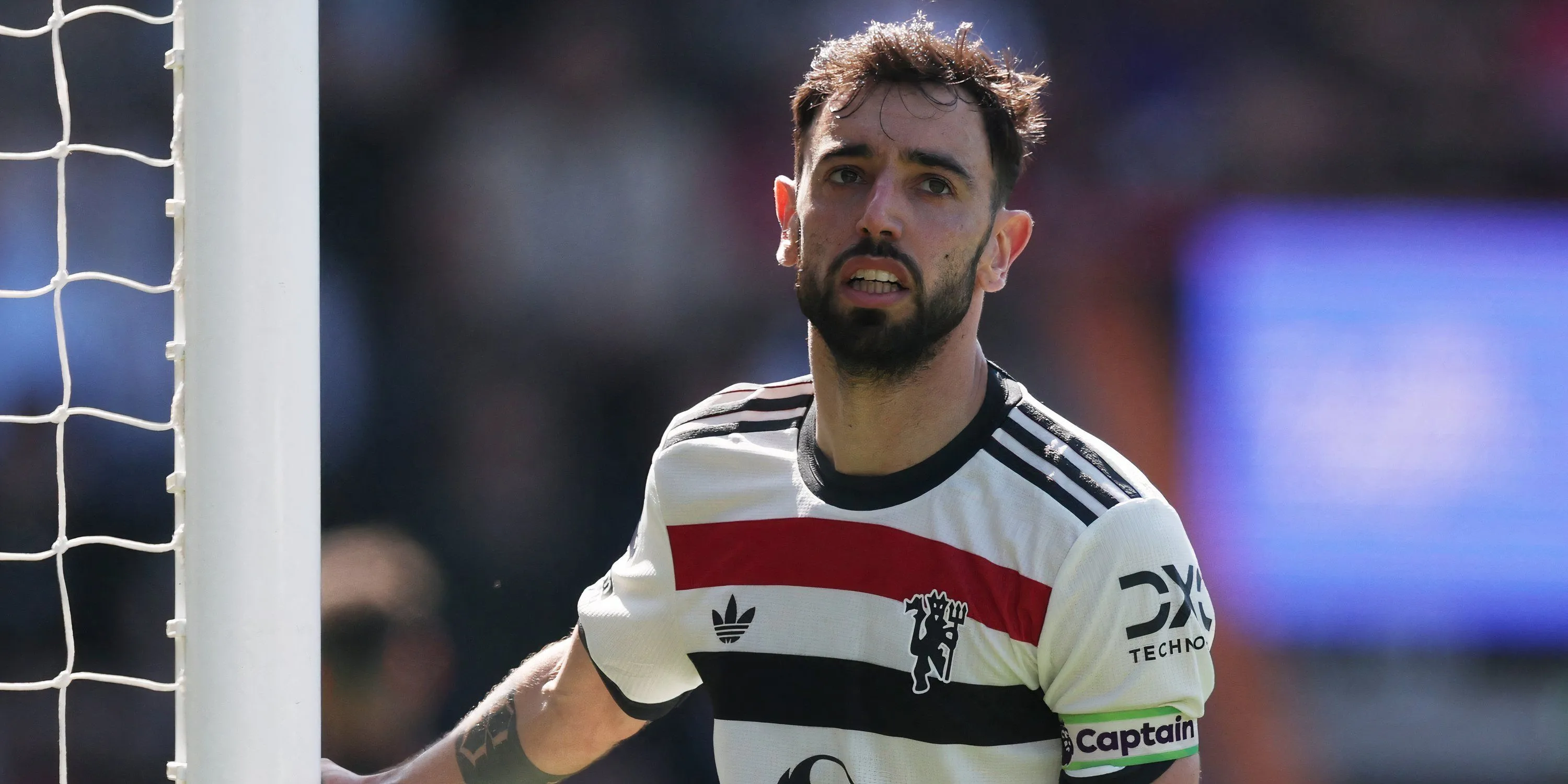 Bruno Fernandes thể hiện vai trò thủ lĩnh của Manchester United