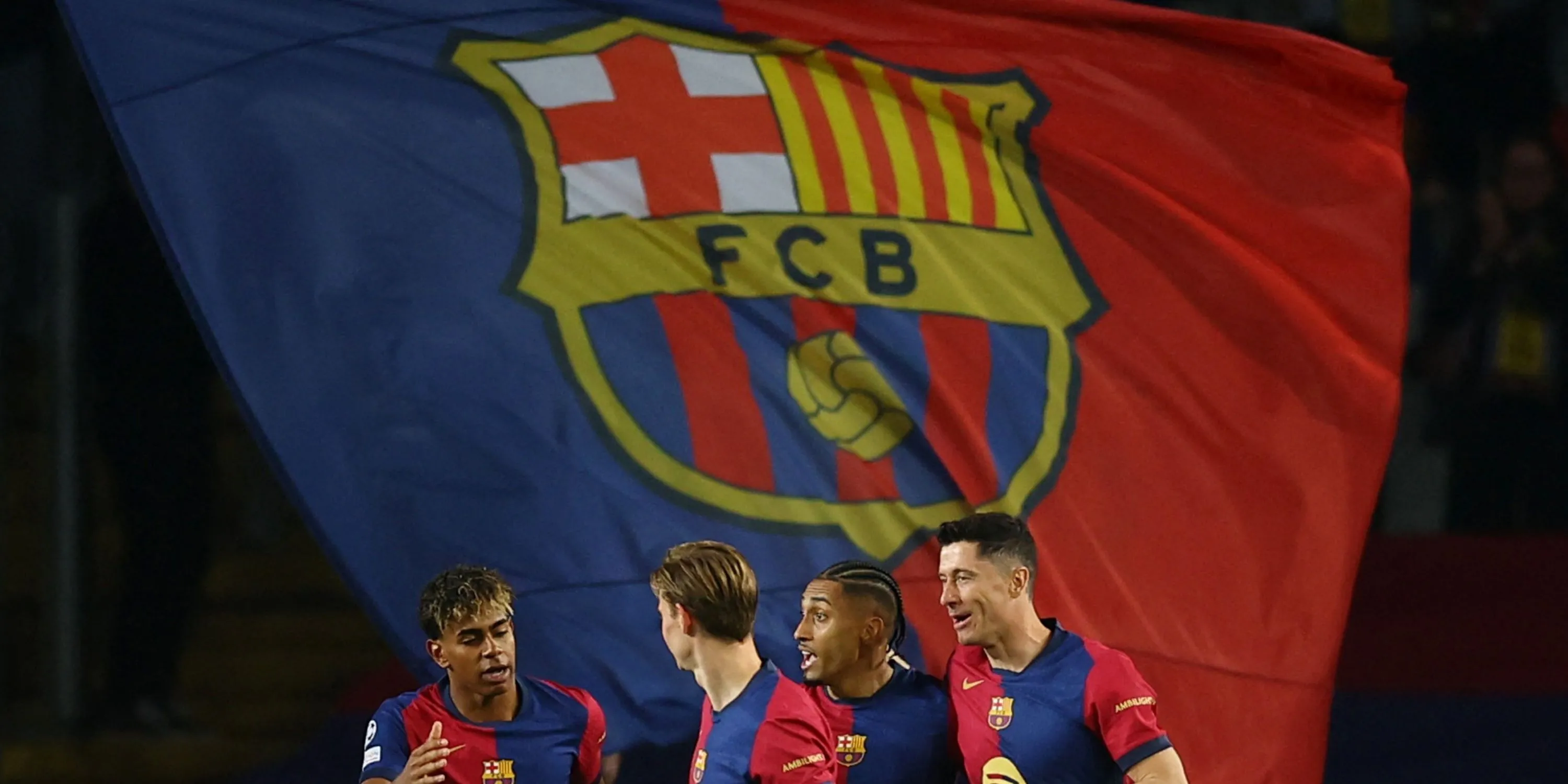 Jules Kounde trong màu áo Barcelona tại La Liga, mục tiêu chuyển nhượng của Chelsea