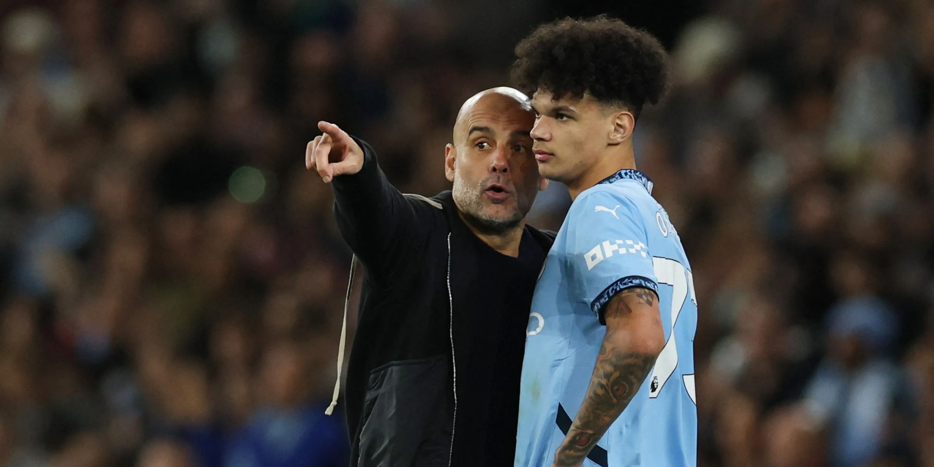 Nico O'Reilly thi đấu nổi bật cho Man City trong trận gặp Villa