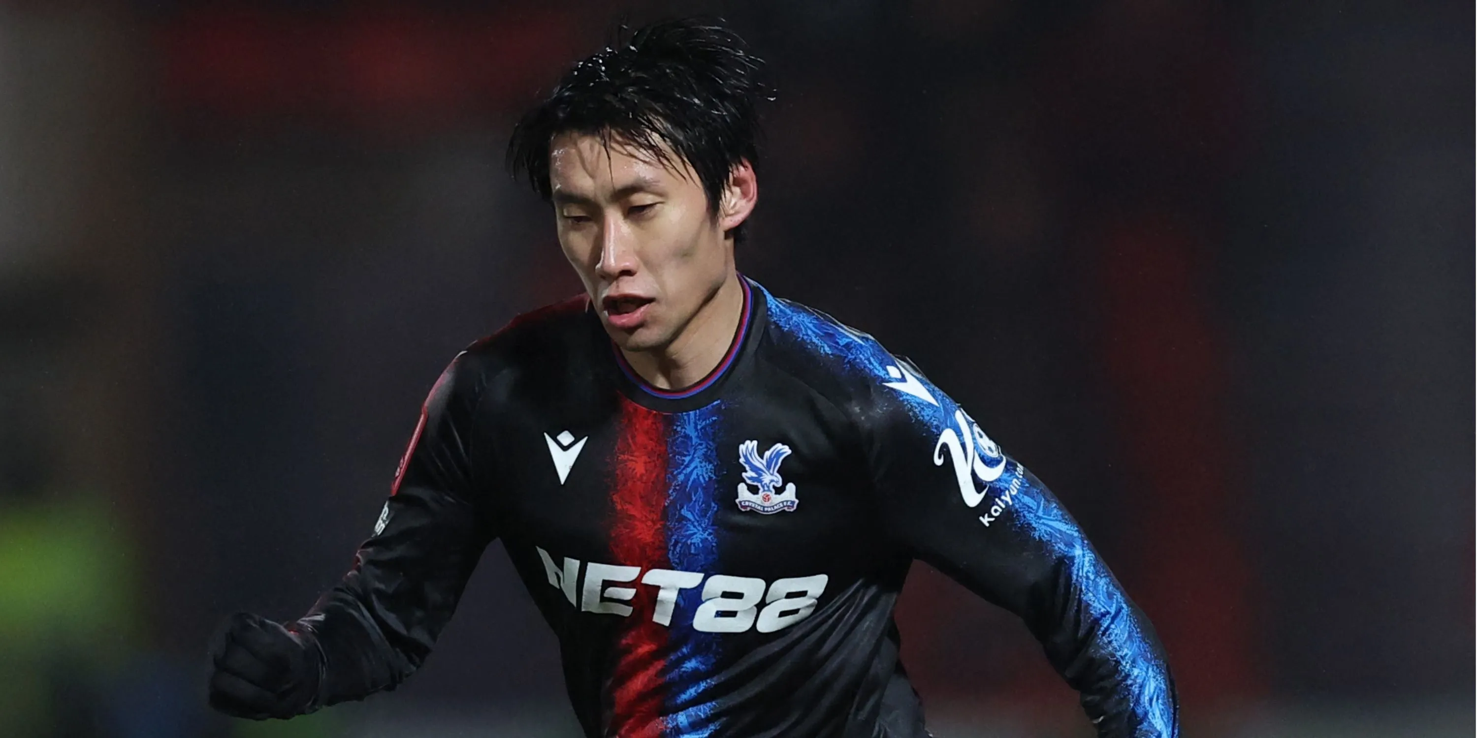 Tiền vệ Daichi Kamada của Crystal Palace trên sân tập