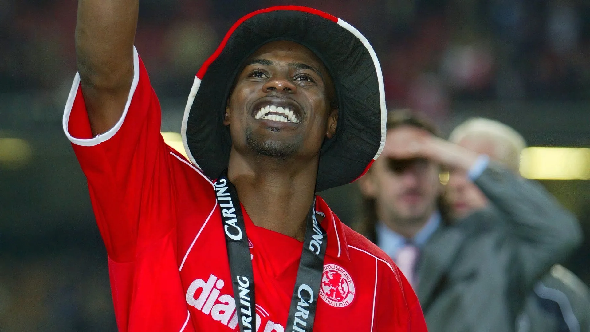 George Boateng trong màu áo Middlesbrough, câu lạc bộ ông đã giành nhiều danh hiệu