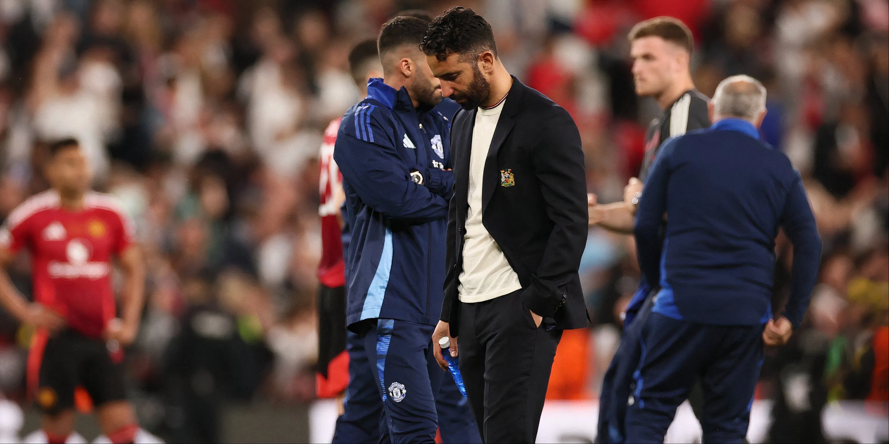 Huấn luyện viên Ruben Amorim của Manchester United phát biểu sau trận thua chung kết Europa League