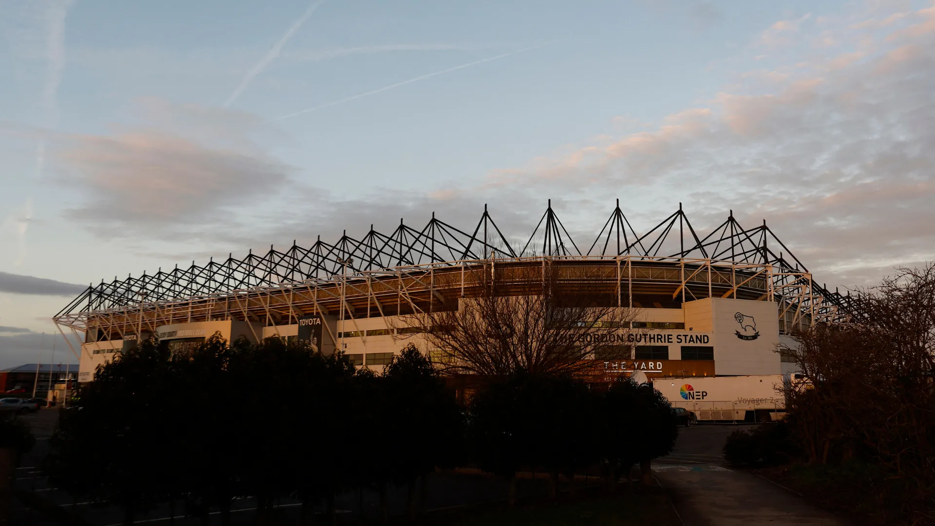 Sân vận động Pride Park của Derby County, nơi đội bóng chuẩn bị cho mùa giải Championship mới