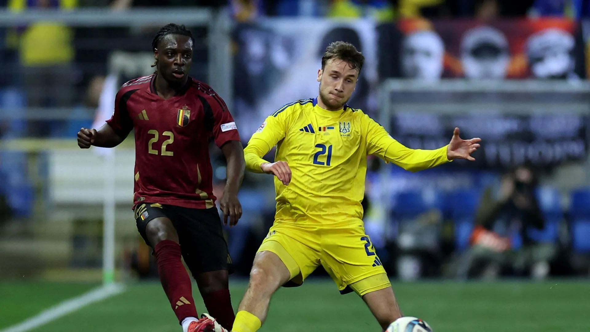 Tiền đạo Vladyslav Vanat trong màu áo Dynamo Kyiv, mục tiêu chuyển nhượng của Leeds và Fulham