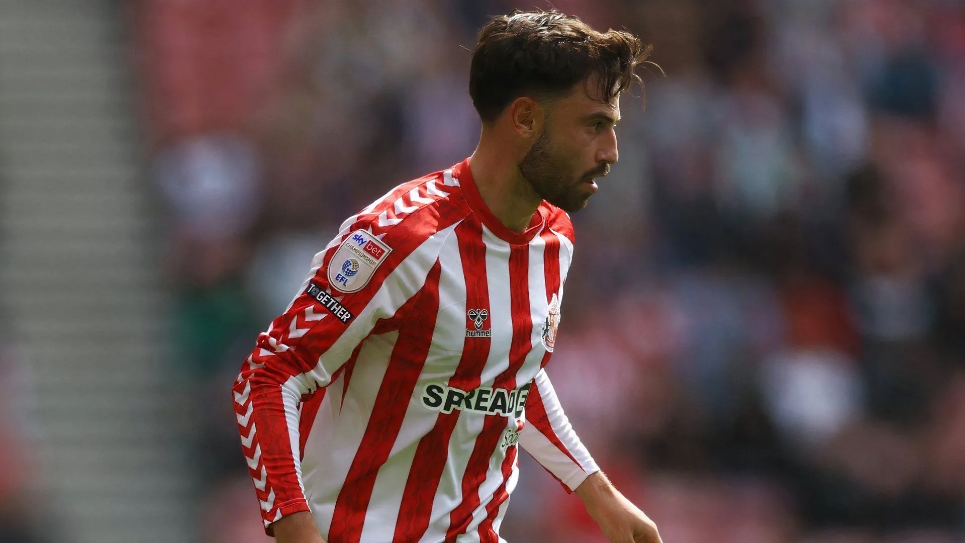 Tiền vệ Patrick Roberts của Sunderland AFC tại sân vận động.