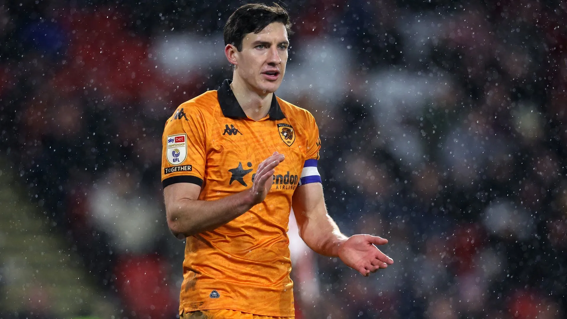 Alfie Jones, trung vệ được Middlesbrough quan tâm từ Hull City