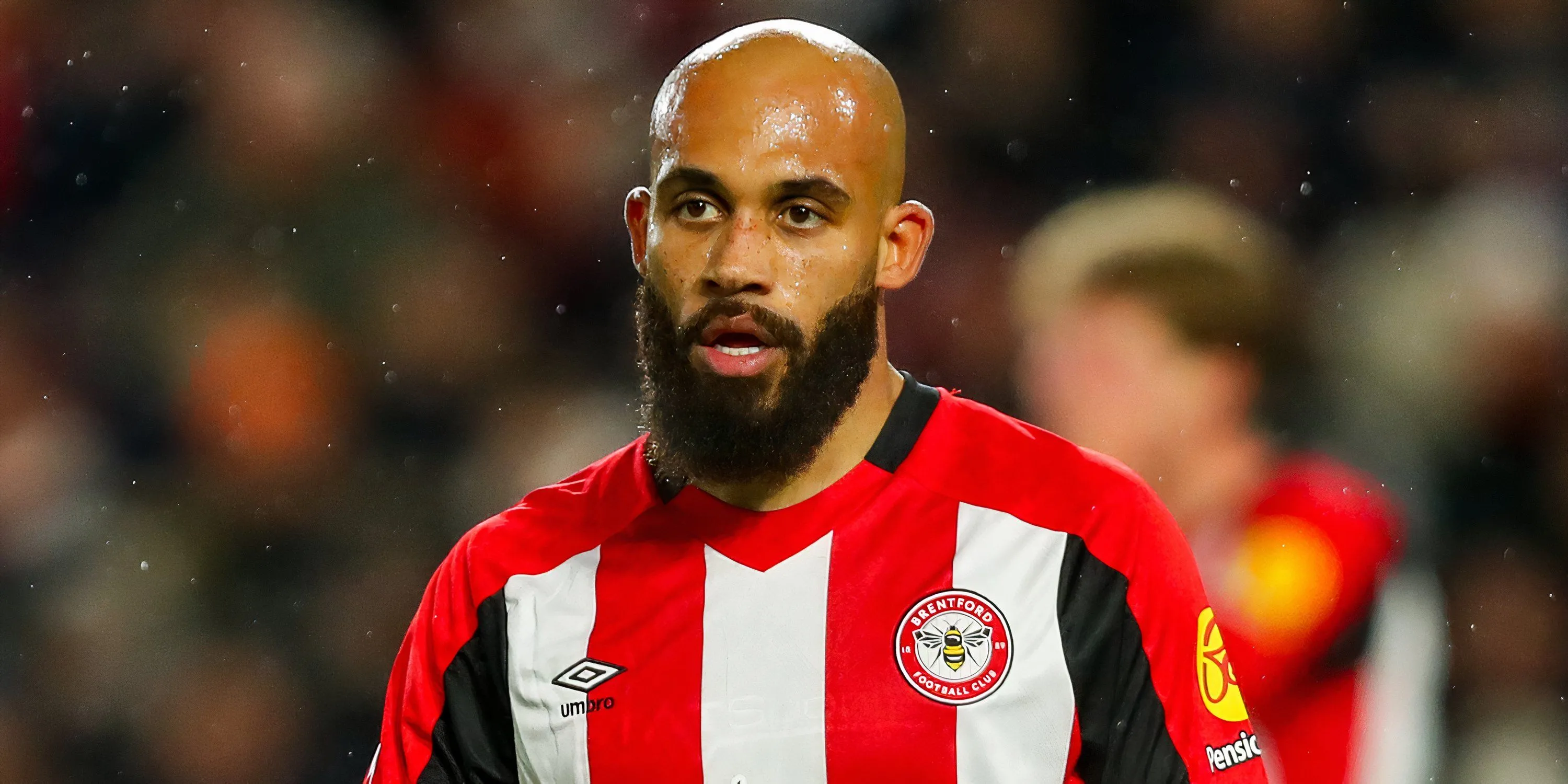 Bryan Mbeumo trong một pha bóng tại Premier League, sẵn sàng gia nhập Quỷ Đỏ.