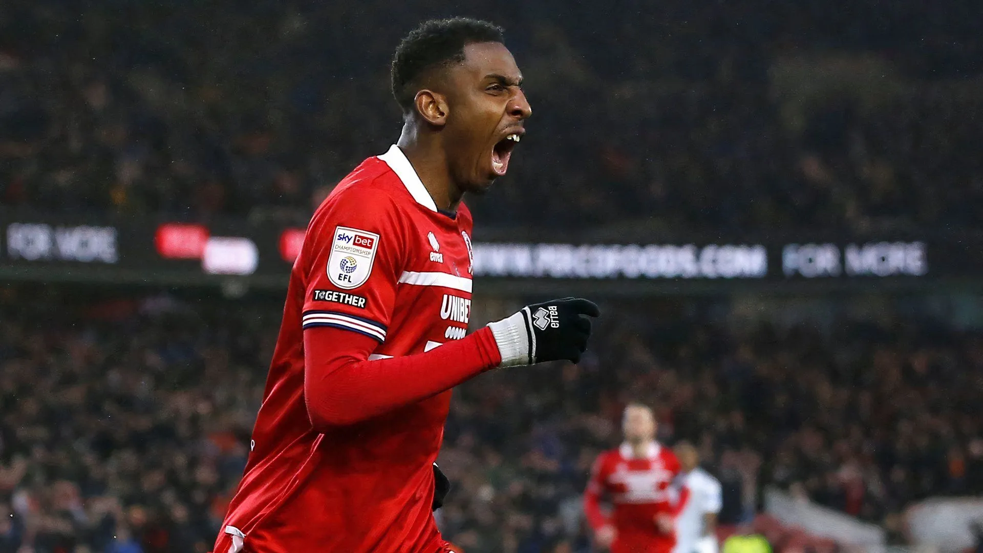 Isaiah Jones, cầu thủ chạy cánh thành công trưởng thành từ giải đấu non-league của Middlesbrough.