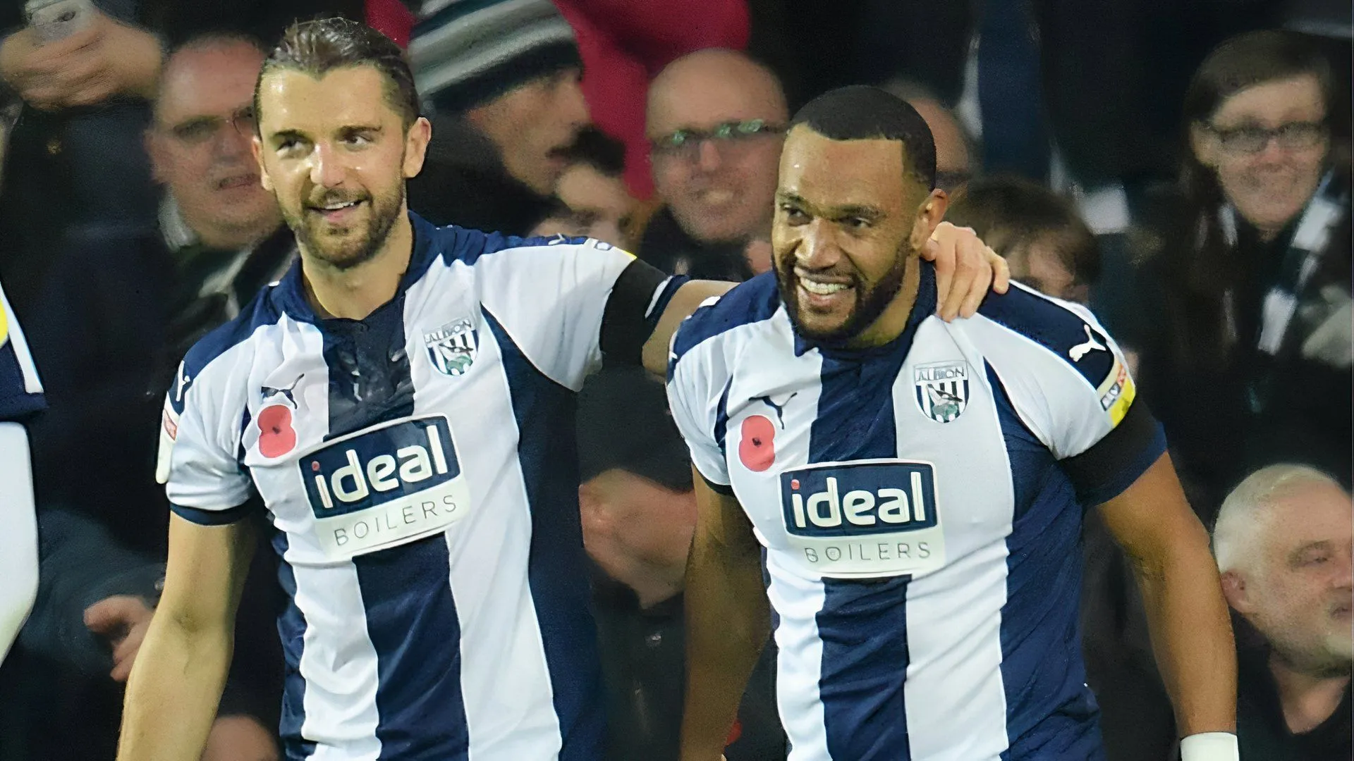 Jay Rodriguez ăn mừng bàn thắng trong mùa giải 2018/19, nơi anh bùng nổ tại Championship cùng West Brom