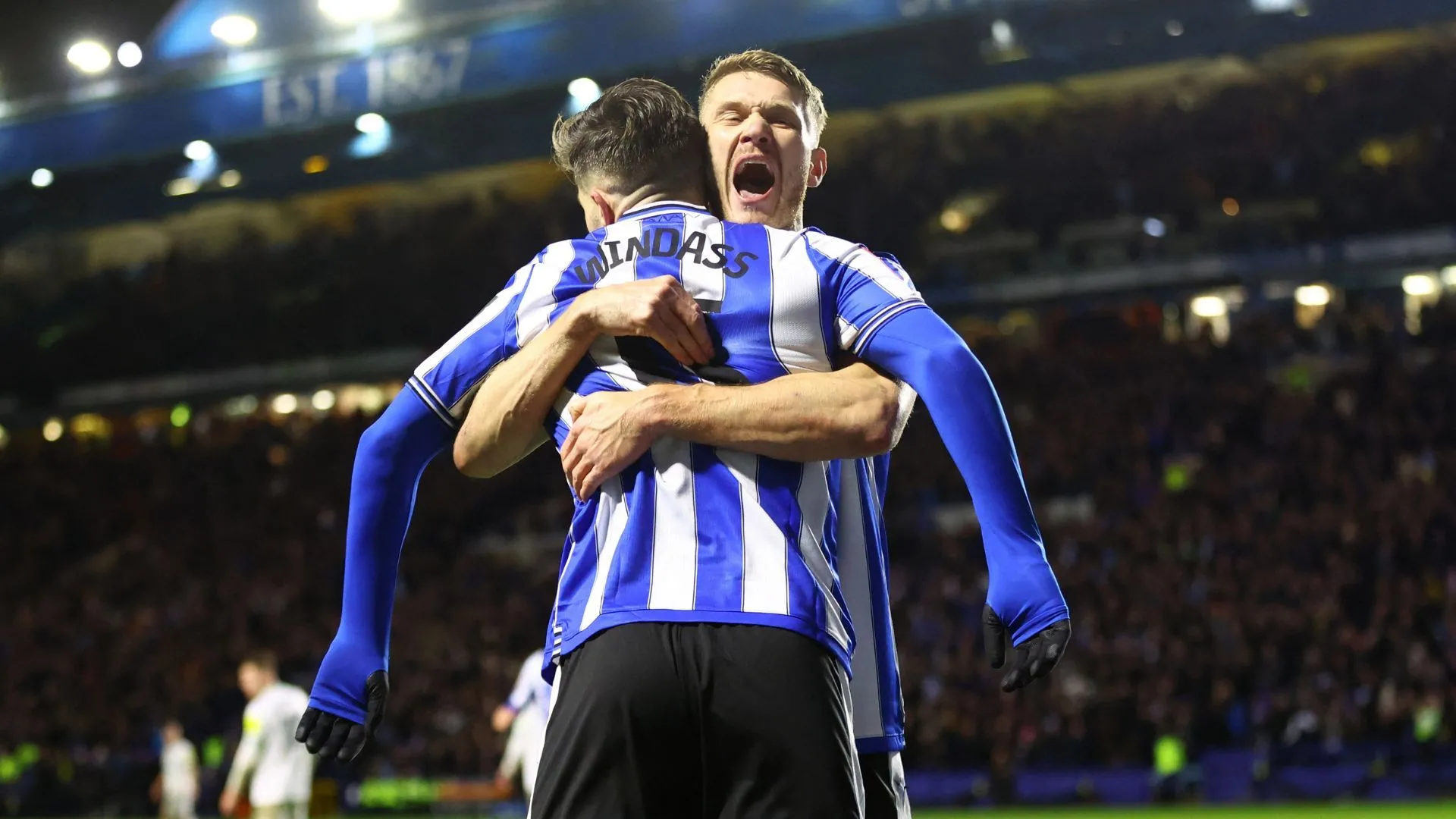 Michael Smith và Josh Windass rời Sheffield Wednesday, gây tổn thất lớn về hàng công