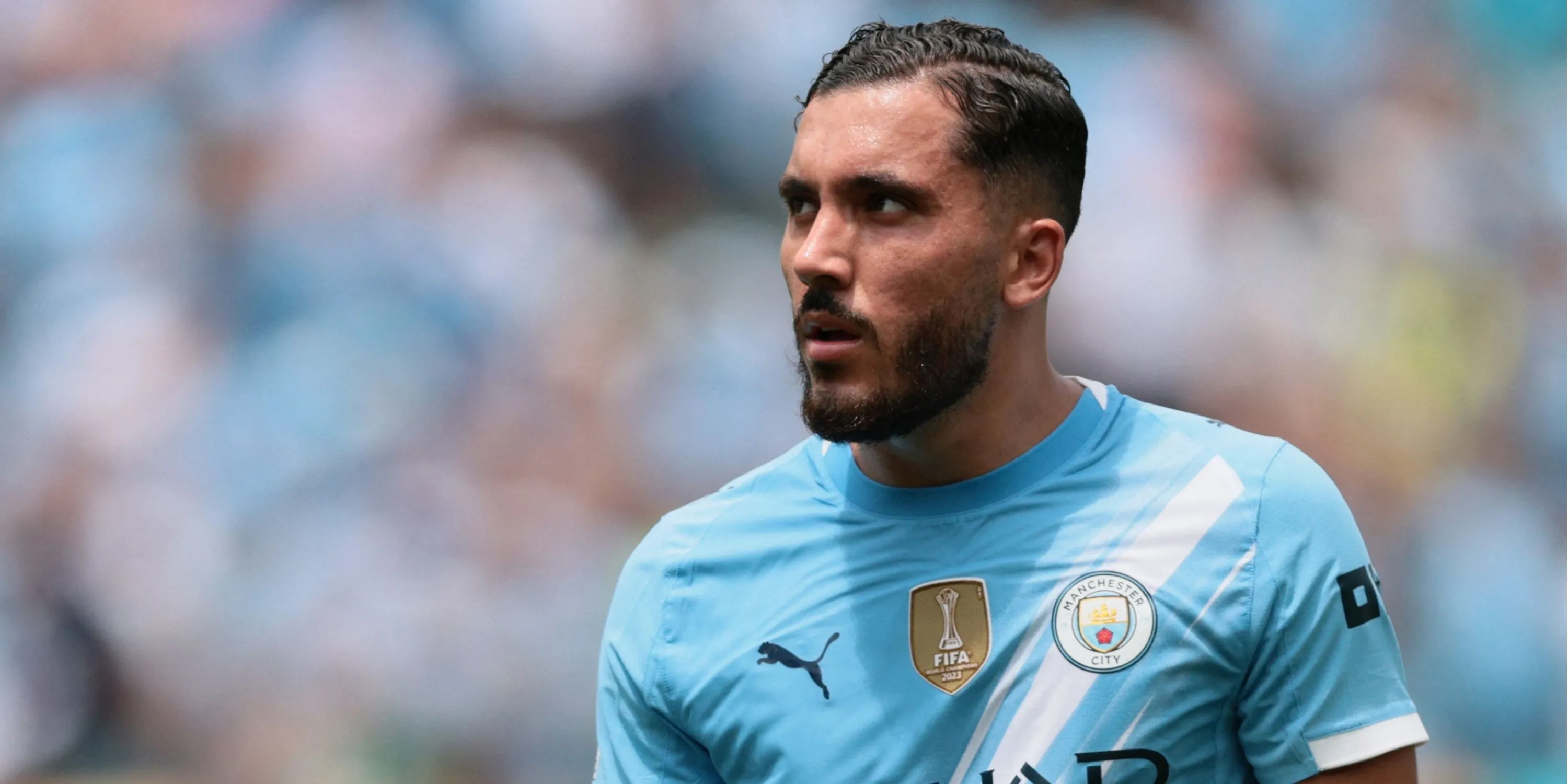 Rayan Cherki, một trong những tân binh gia nhập Manchester City hè 2025