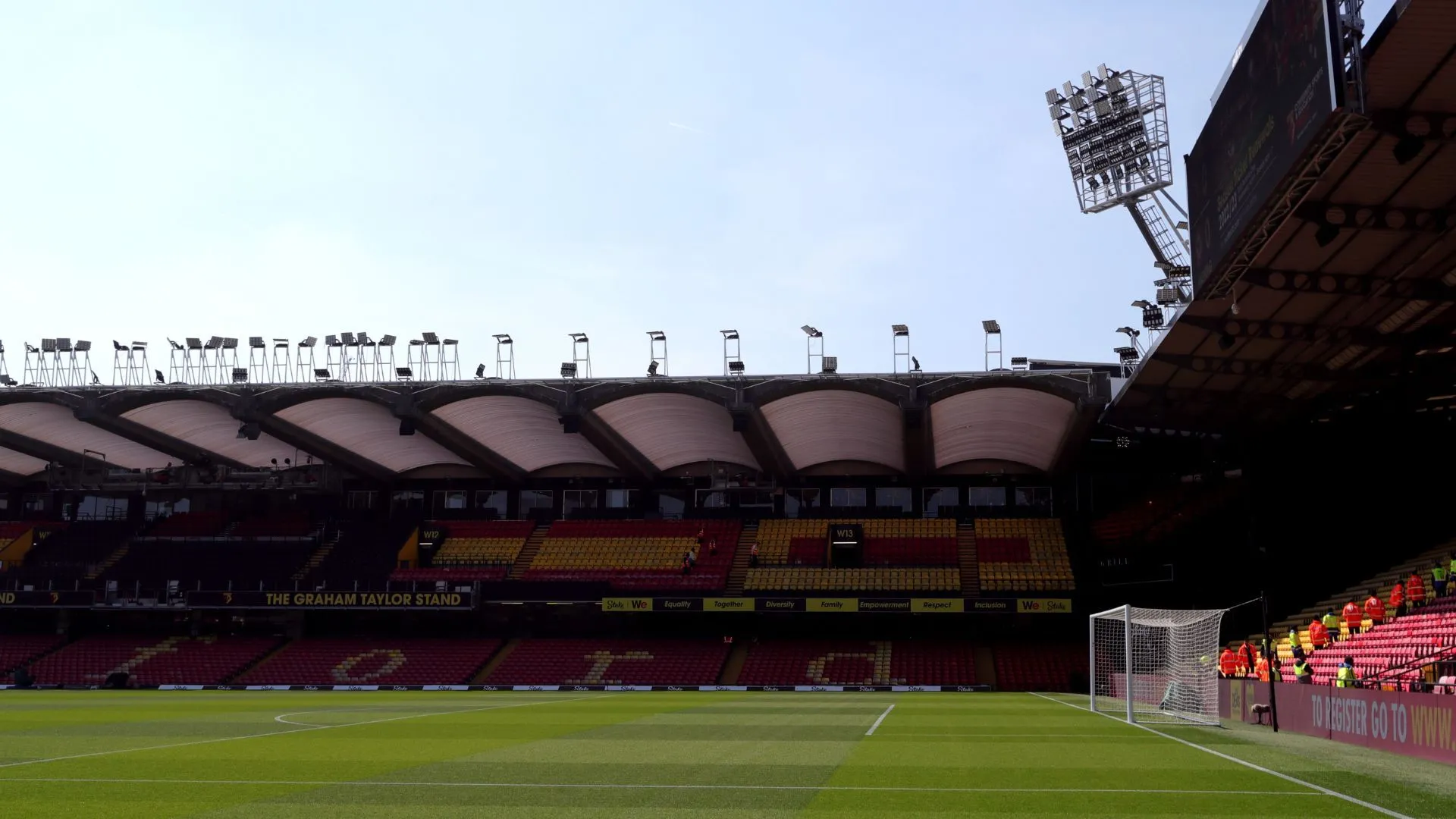 Sân nhà Vicarage Road của Watford FC trong bối cảnh kỷ nguyên mới