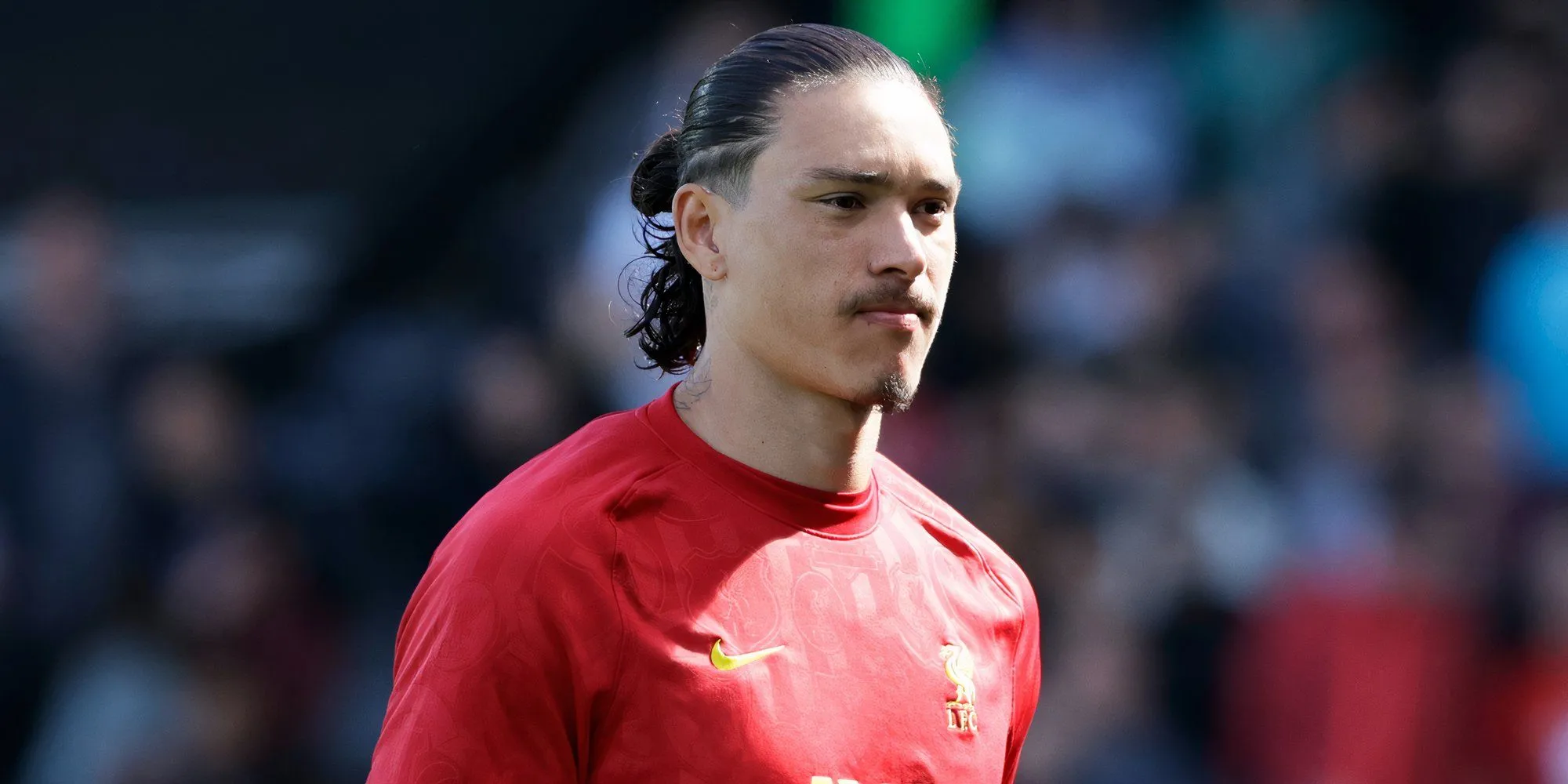 Tiền đạo Darwin Nunez trong màu áo Liverpool, đang là mục tiêu chuyển nhượng bất ngờ của Newcastle.