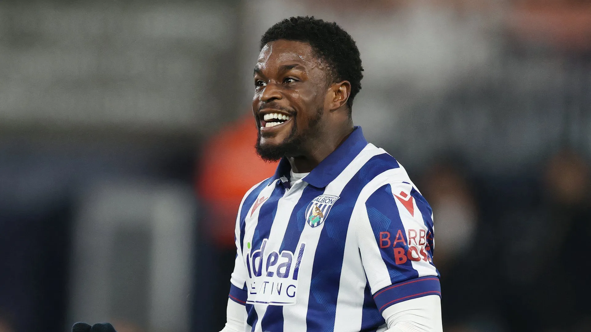 Tiền đạo Josh Maja thi đấu cho West Bromwich Albion