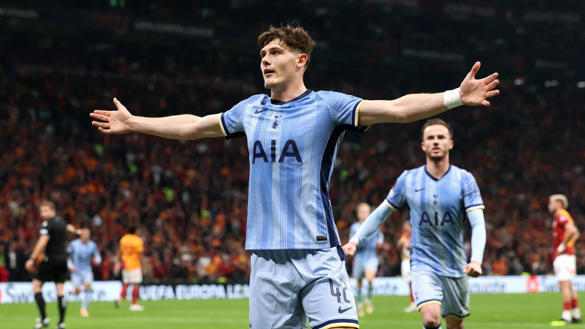 Tiền đạo trẻ Will Lankshear trong màu áo Tottenham Hotspur, cầu thủ mà Birmingham City có thể chiêu mộ