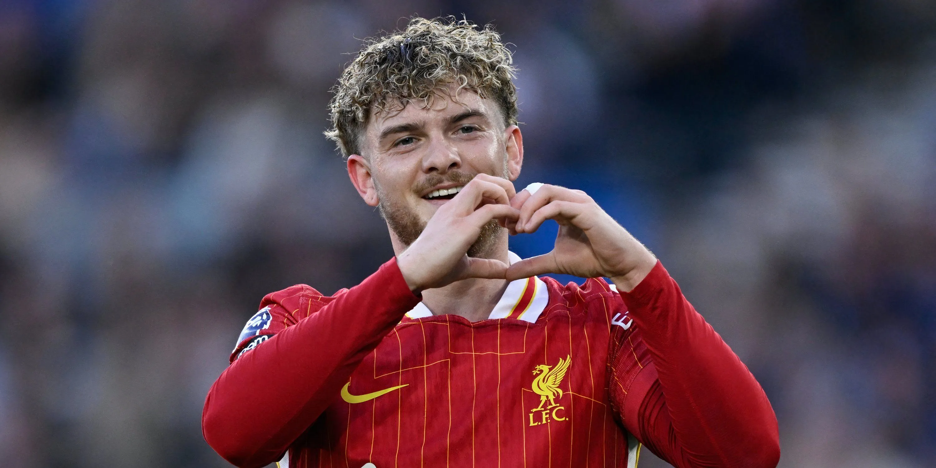 Tiền vệ trẻ Harvey Elliott ăn mừng bàn thắng, thể hiện tiềm năng cho Tottenham.
