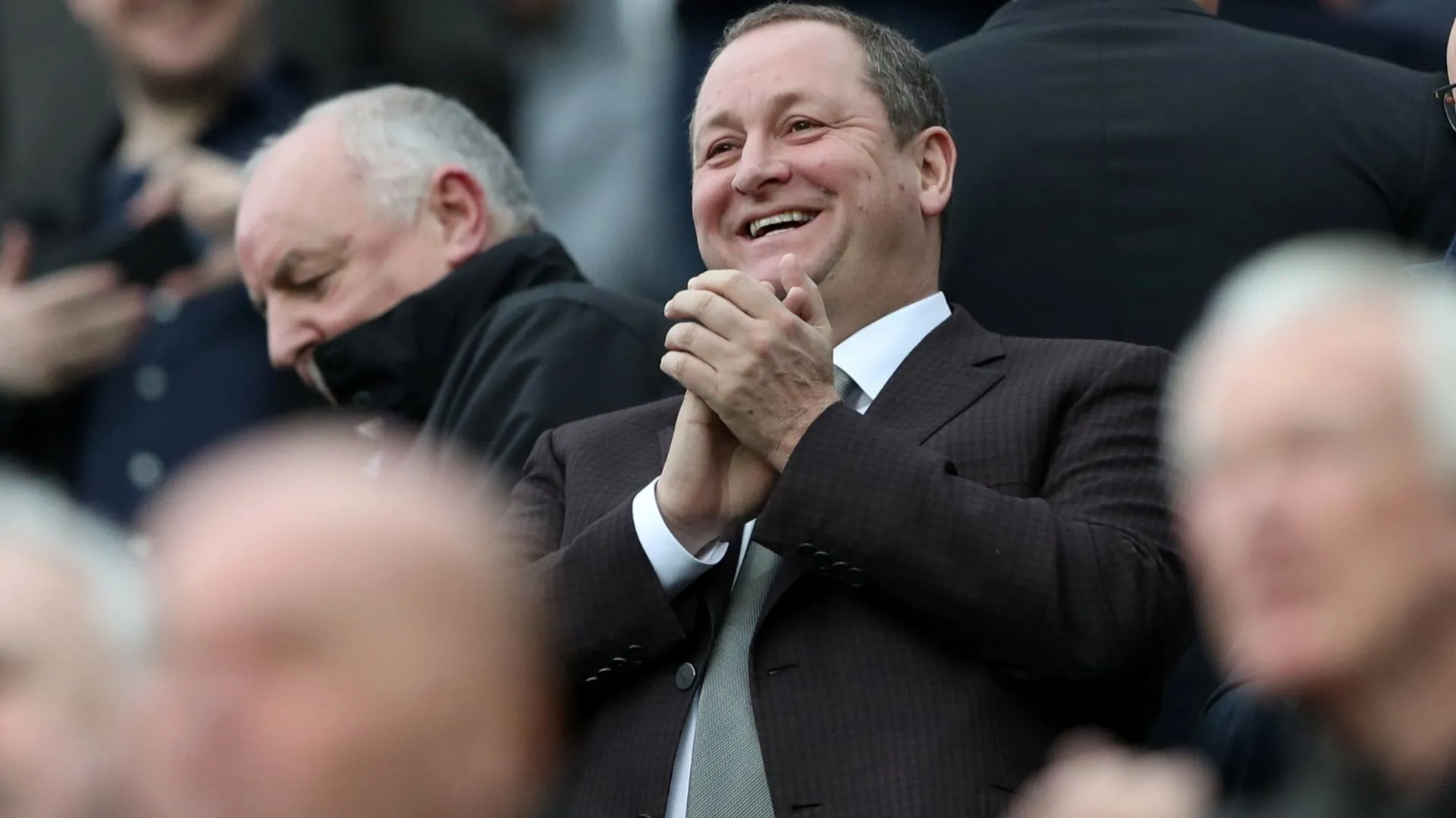 Chủ tịch Mike Ashley, người sở hữu CBS Arena của Coventry City