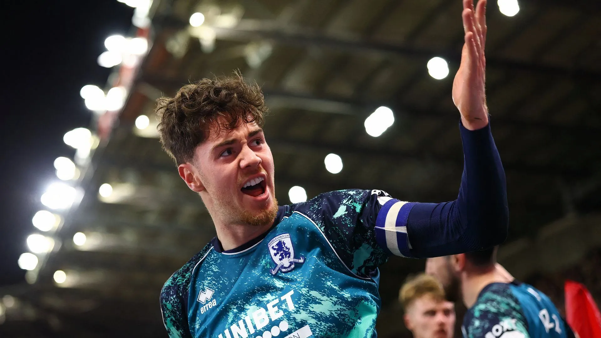 Hayden Hackney ăn mừng cùng Middlesbrough