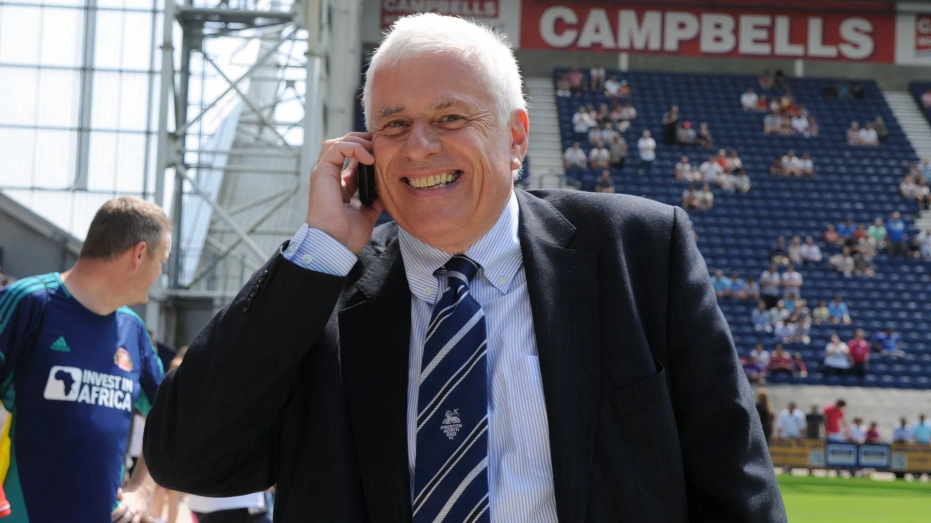 Peter Ridsdale, CEO Preston North End, người đề xuất mở rộng play-off Championship
