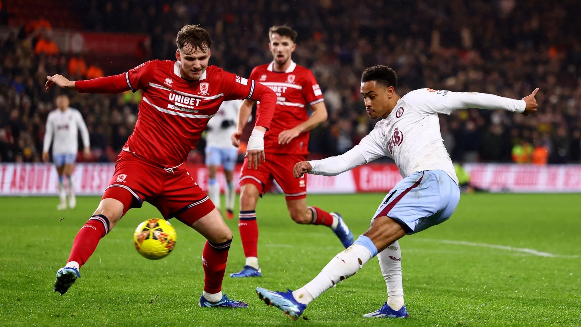 Rav van den Berg, cầu thủ trẻ Hà Lan rời Middlesbrough để gia nhập Cologne