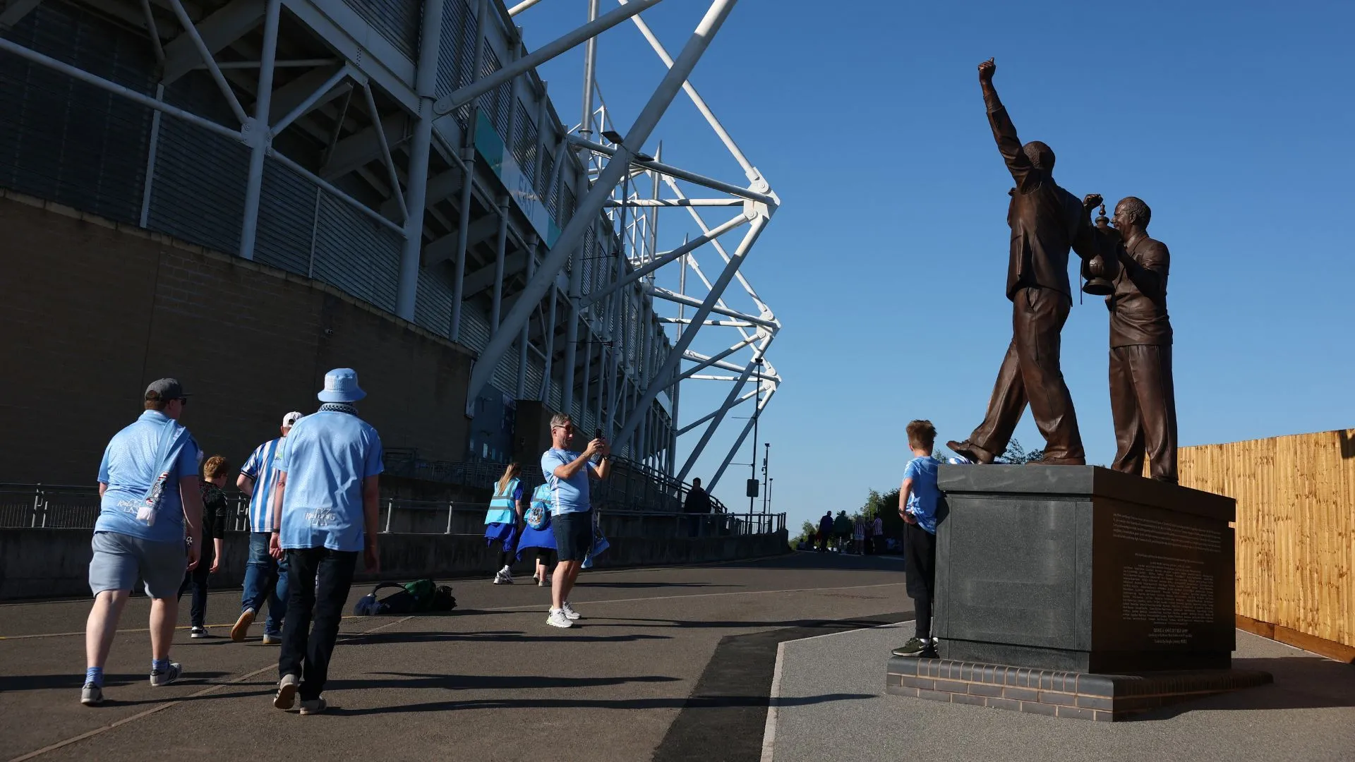 Sân vận động CBS Arena, biểu tượng của Coventry City và bến đỗ mới của Kaine Kesler-Hayden