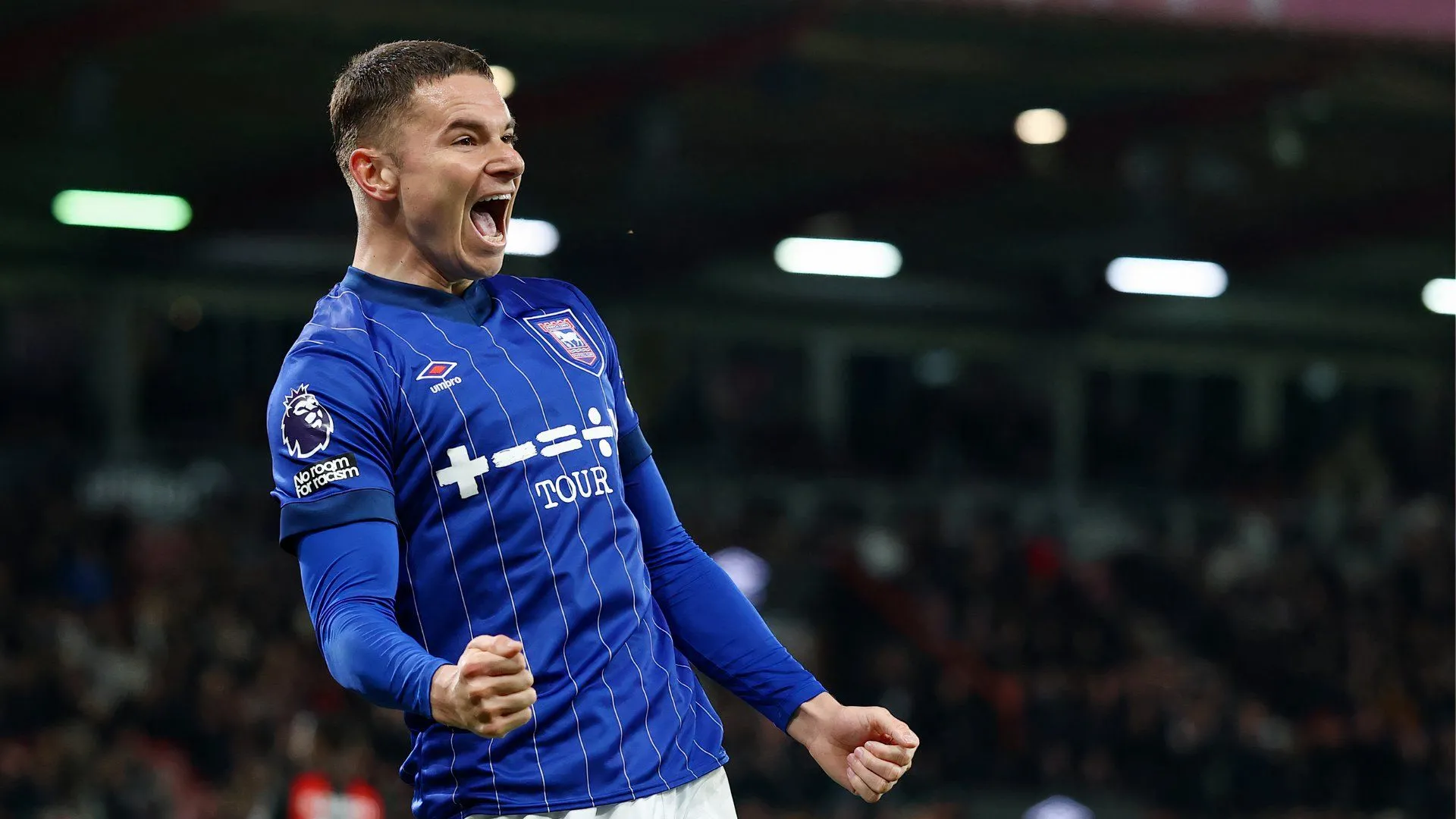 Conor Townsend gặp chấn thương nặng khiến cơ hội ở lại Ipswich bị đặt dấu hỏi