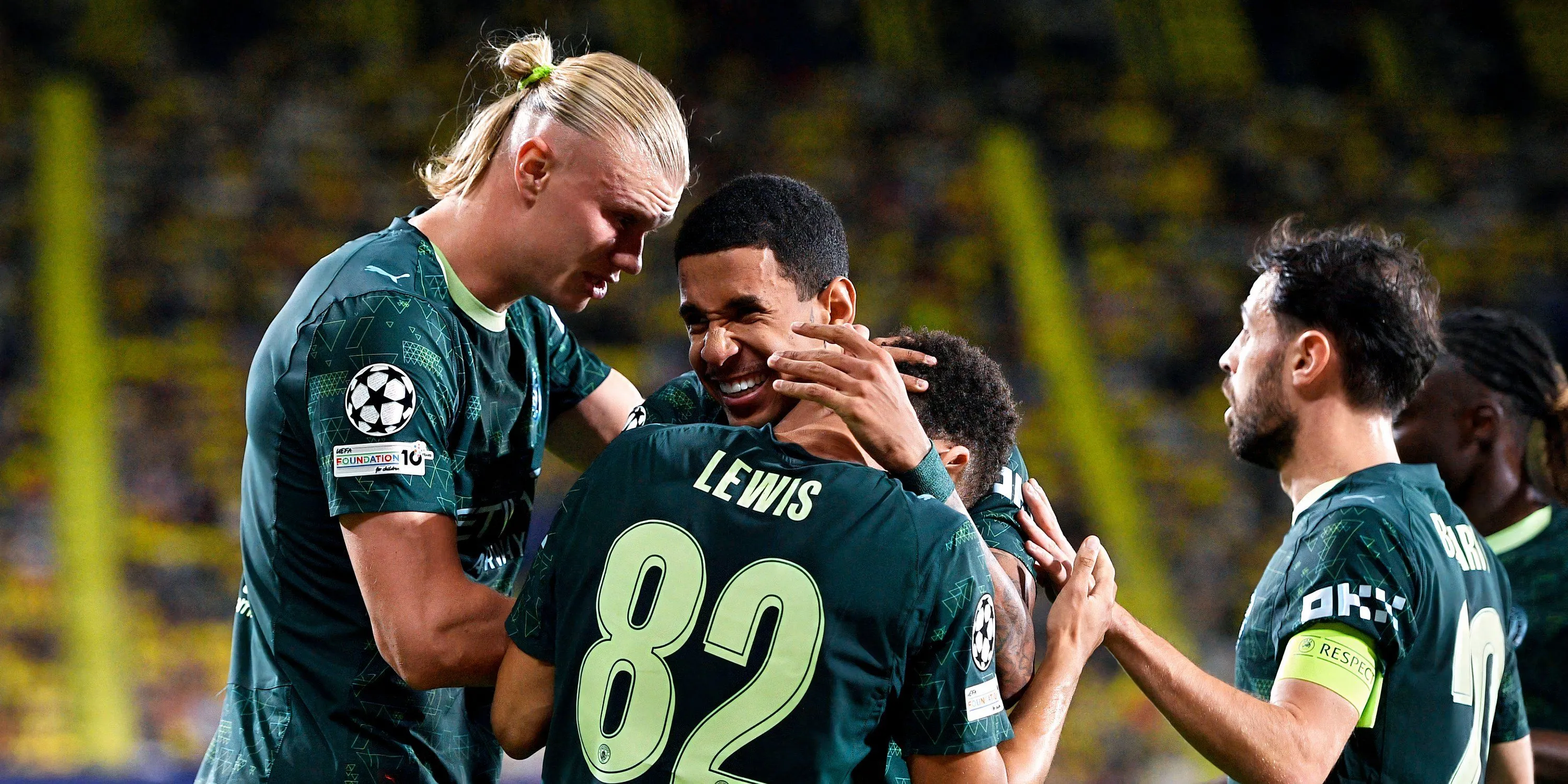 Cherki có thể giúp Erling Haaland trở nên 'bất khả chiến bại' tại Manchester City? 15 Erling Haaland ăn mừng bàn thắng cho Manchester City - tiền đạo ghi bàn liên tục