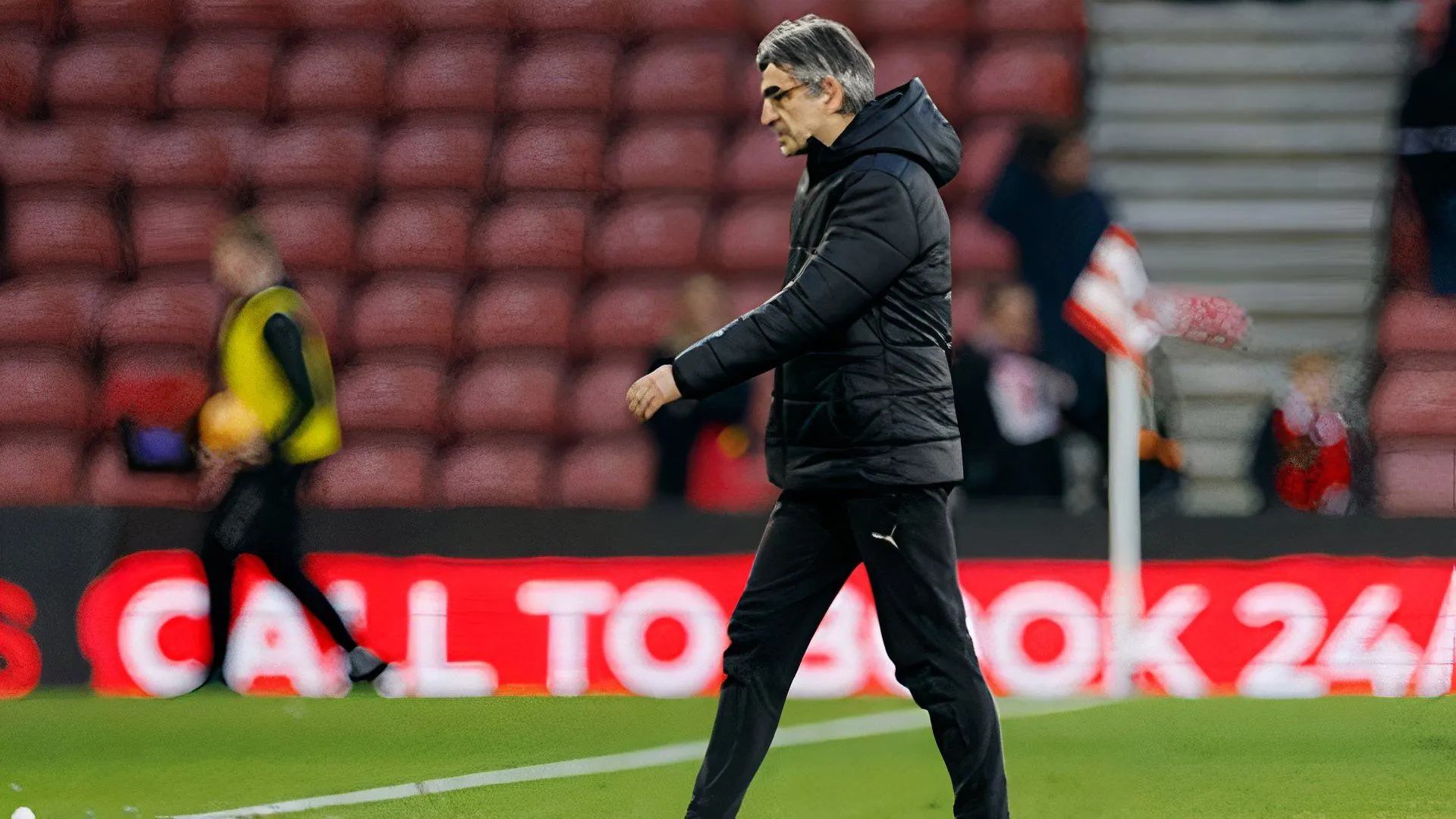 HLV Ivan Juric trên đường biên khi dẫn dắt Southampton, hình ảnh minh họa vai trò chuyên môn của Juric tại St Mary’s