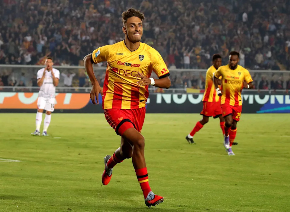 Inter Milan Nhắm Đến Trung Vệ Tiago Gabriel Của Lecce Trước Kỳ Chuyển Nhượng