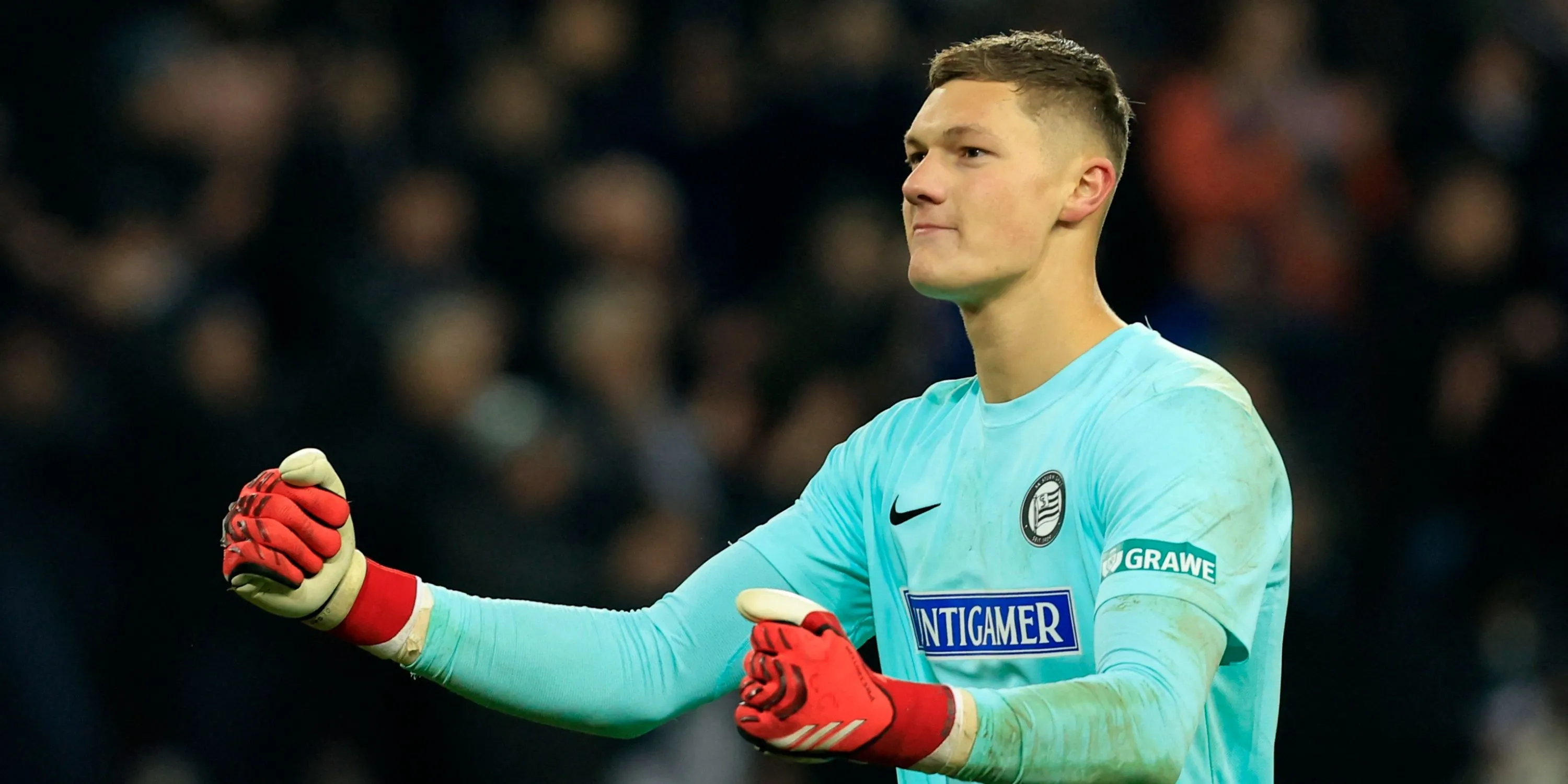 Kjell Scherpen, thủ môn cao 2.06m từng khoác áo Ajax, Brighton và hiện tại chơi cho Union Saint-Gilloise