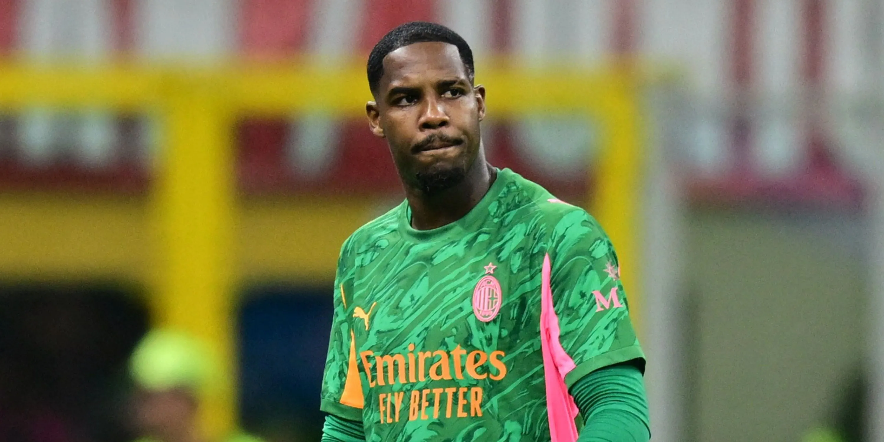 Chelsea nhắm trung vệ, thủ môn cho kỳ chuyển nhượng tháng 1 12 Mike Maignan - thủ môn AC Milan được Chelsea nhắm tới cho vị trí thủ môn đẳng cấp