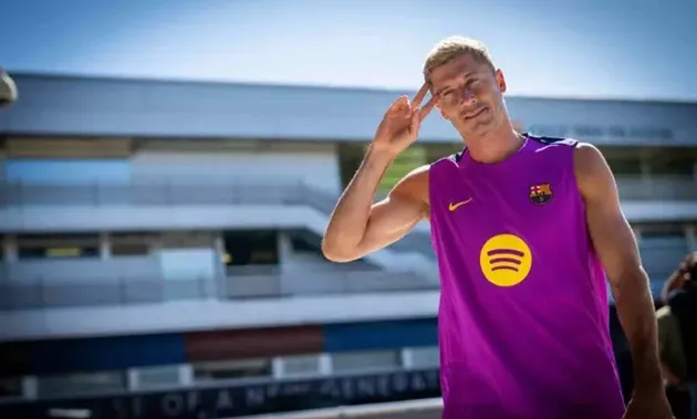 Robert Lewandowski chuẩn bị trở lại thi đấu cho Barcelona tại Ciudad Deportiva, tạo hy vọng cho hàng công Barca