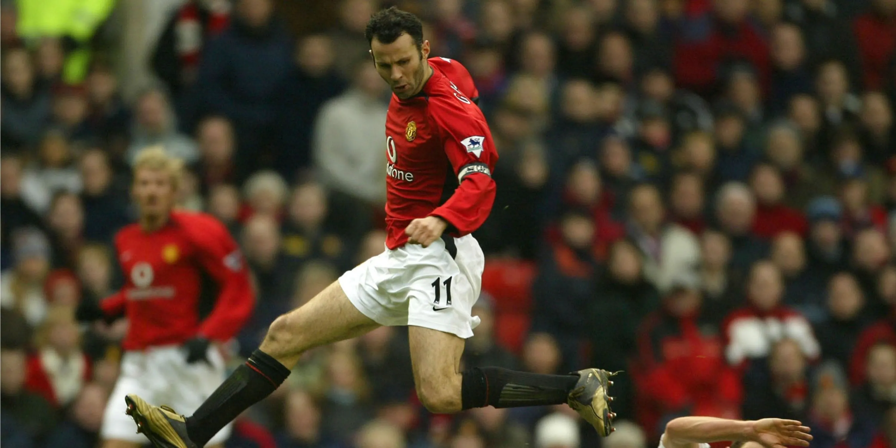 Ryan Giggs với số áo Man Utd trong sự nghiệp lừng lẫy