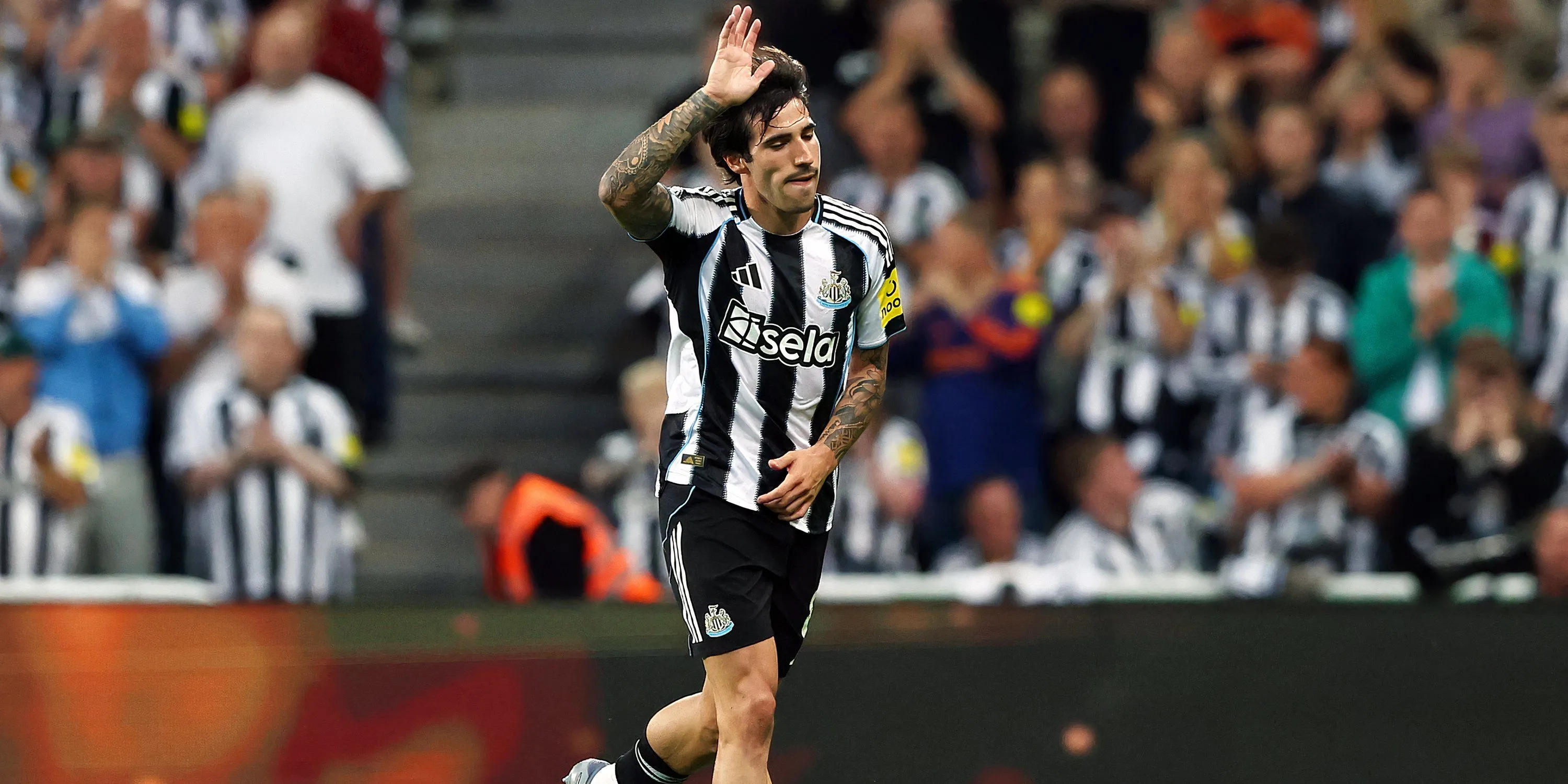 Newcastle United: Tonali, Woltemade và tương lai dưới thời Eddie Howe 16 Sandro Tonali trong màu áo Newcastle