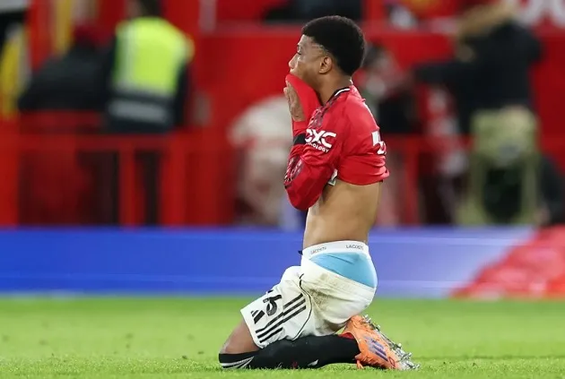 Amad nỗ lực nhưng MU không thể có được 1 điểm