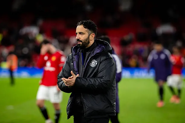 HLV Ruben Amorim cùng Manchester United nhận thất bại ngay trên sân nhà trước Everton