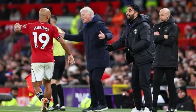 Sai lầm chiến thuật và sự thi đấu bết bạt khiến MU trả giá